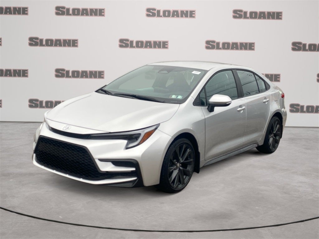 2025 Toyota COROLLA SE