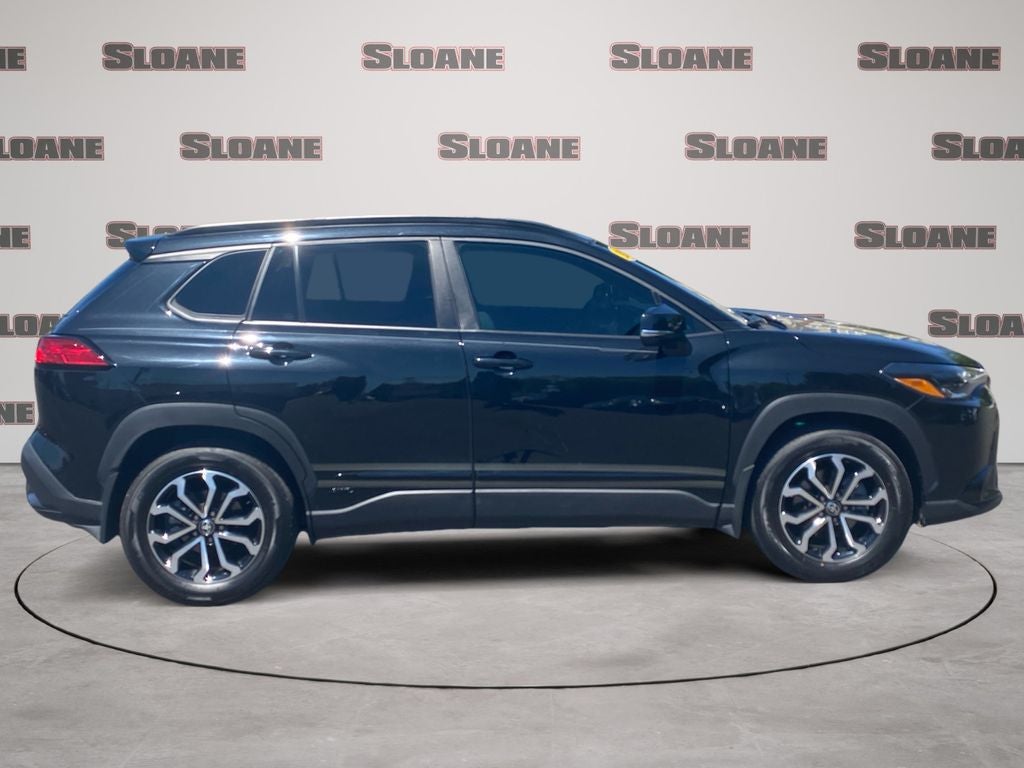 2024 Toyota Corolla Cross Hybrid SE