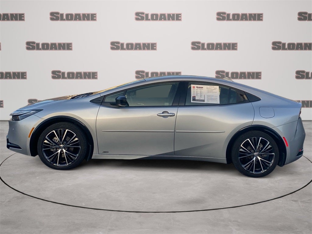 2023 Toyota PRIUS XLE