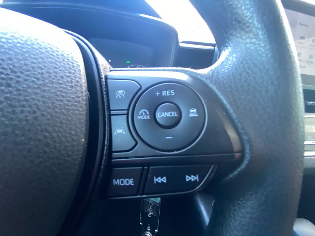 2025 Toyota COROLLA HYBRID LE