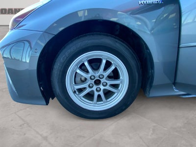 2022 Toyota Prius LE AWD-e