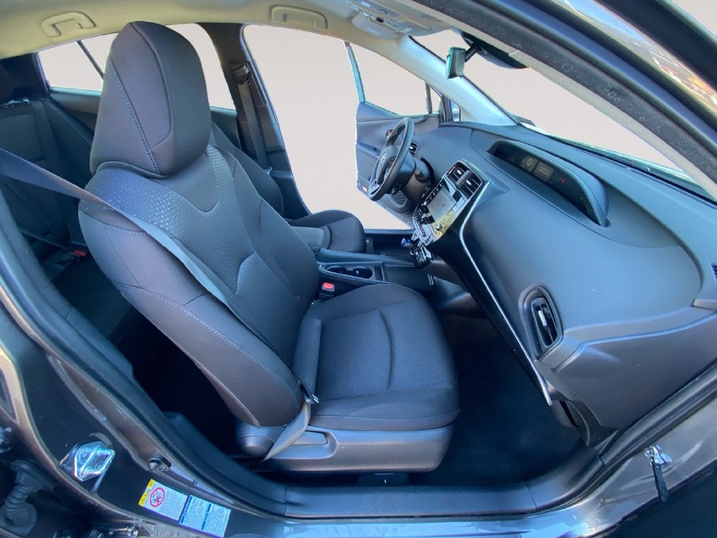 2022 Toyota Prius LE AWD-e