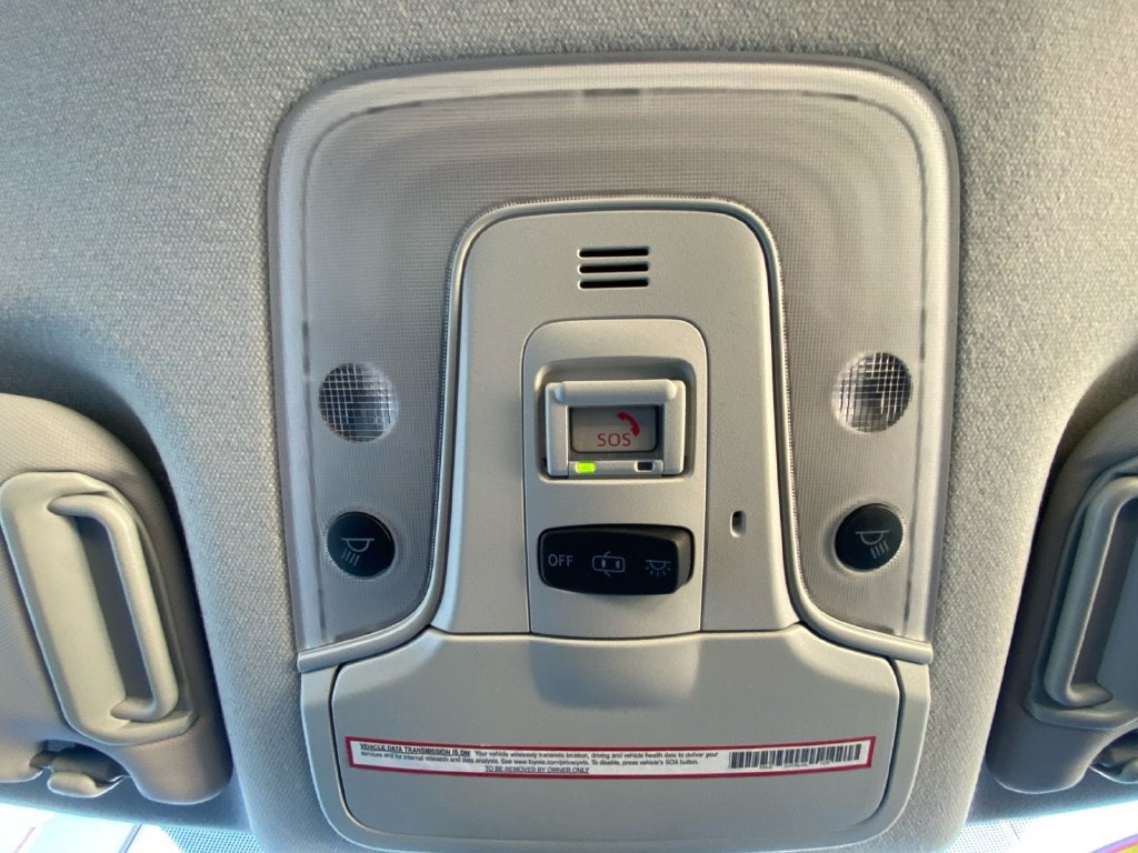 2022 Toyota Prius LE AWD-e