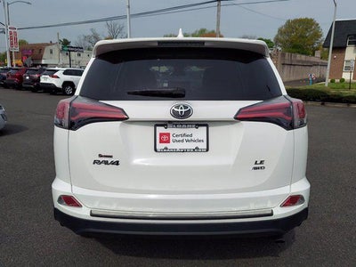 2018 Toyota RAV4 LE