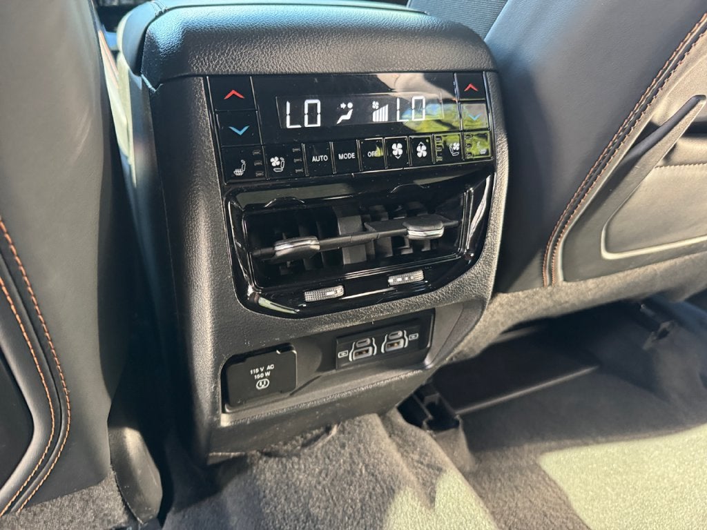2023 Jeep Grand Cherokee L Summit