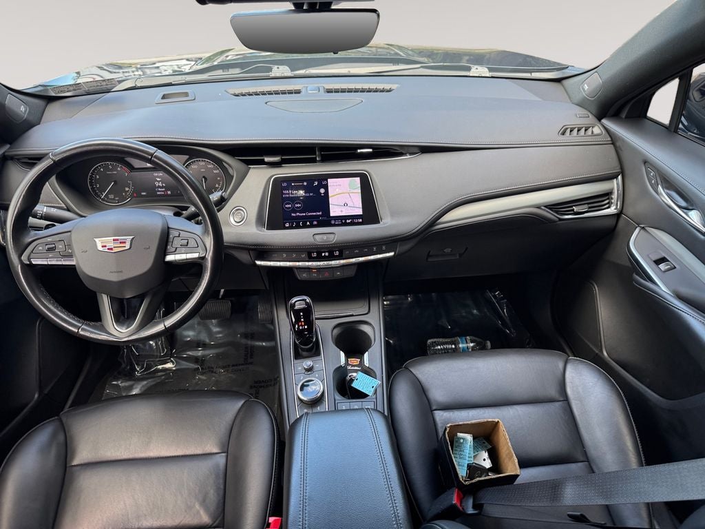 2022 Cadillac XT4 Premium Luxury