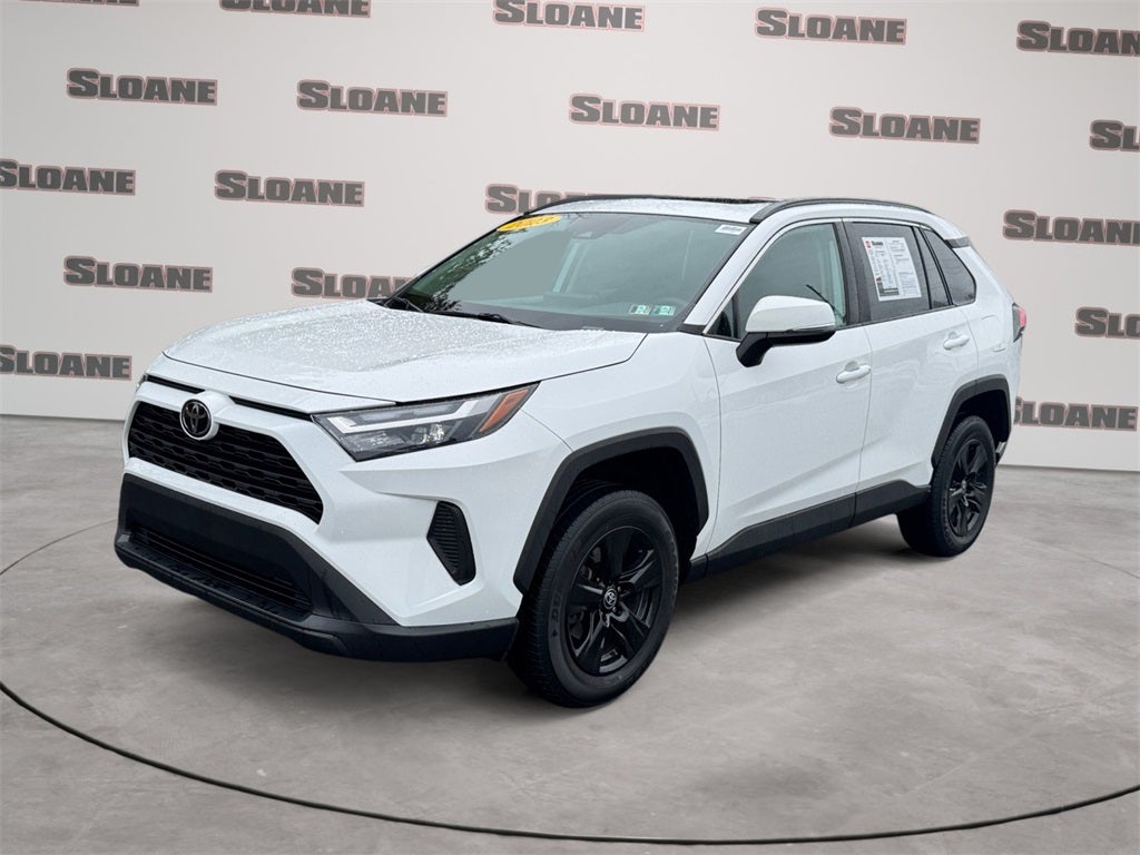 2023 Toyota RAV4 XLE