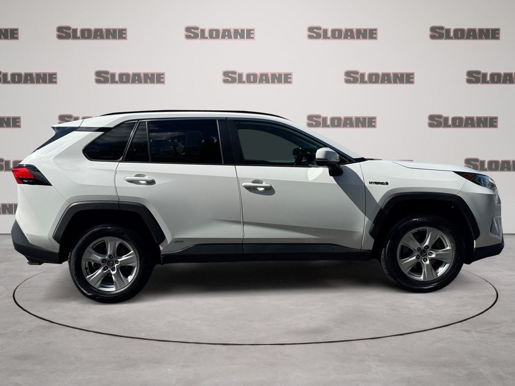 2020 Toyota RAV4 Hybrid XLE
