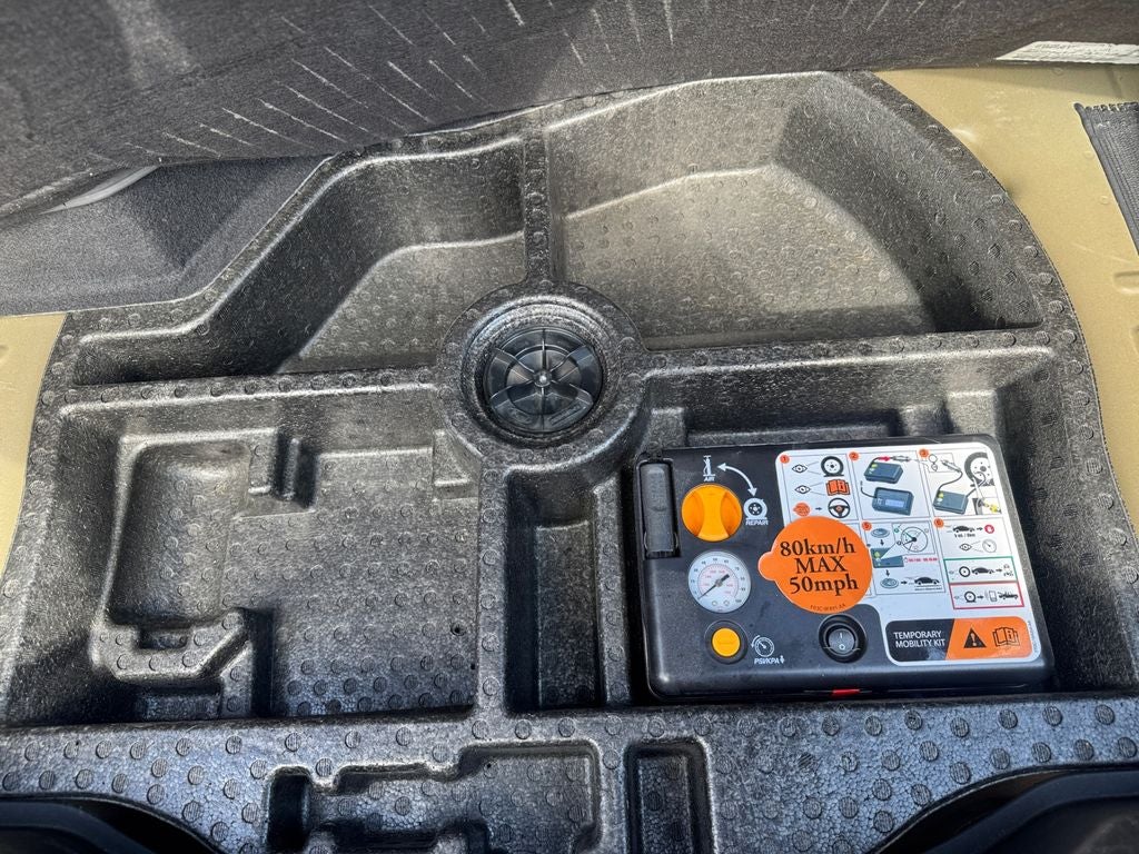 2016 Lincoln MKZ Base