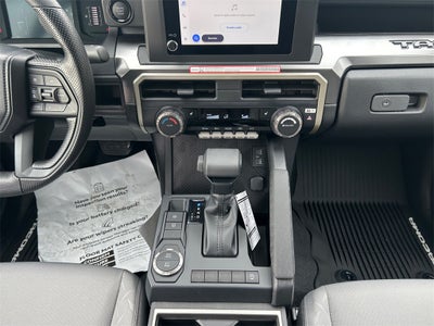 2025 Toyota TACOMA SR5 SR5