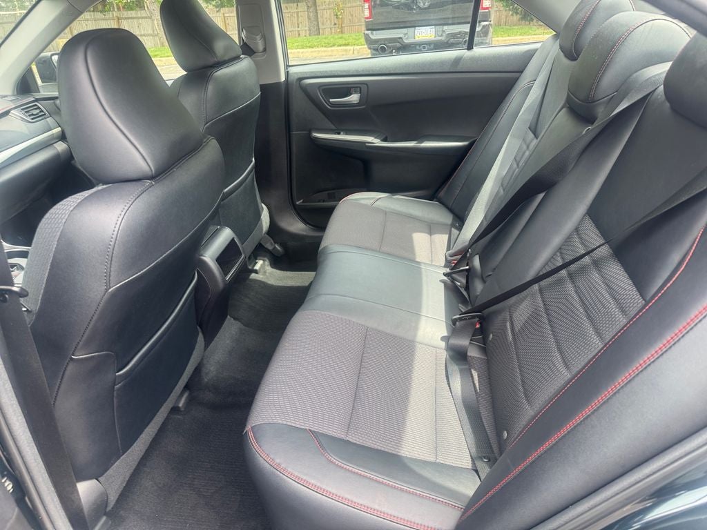 2017 Toyota Camry SE