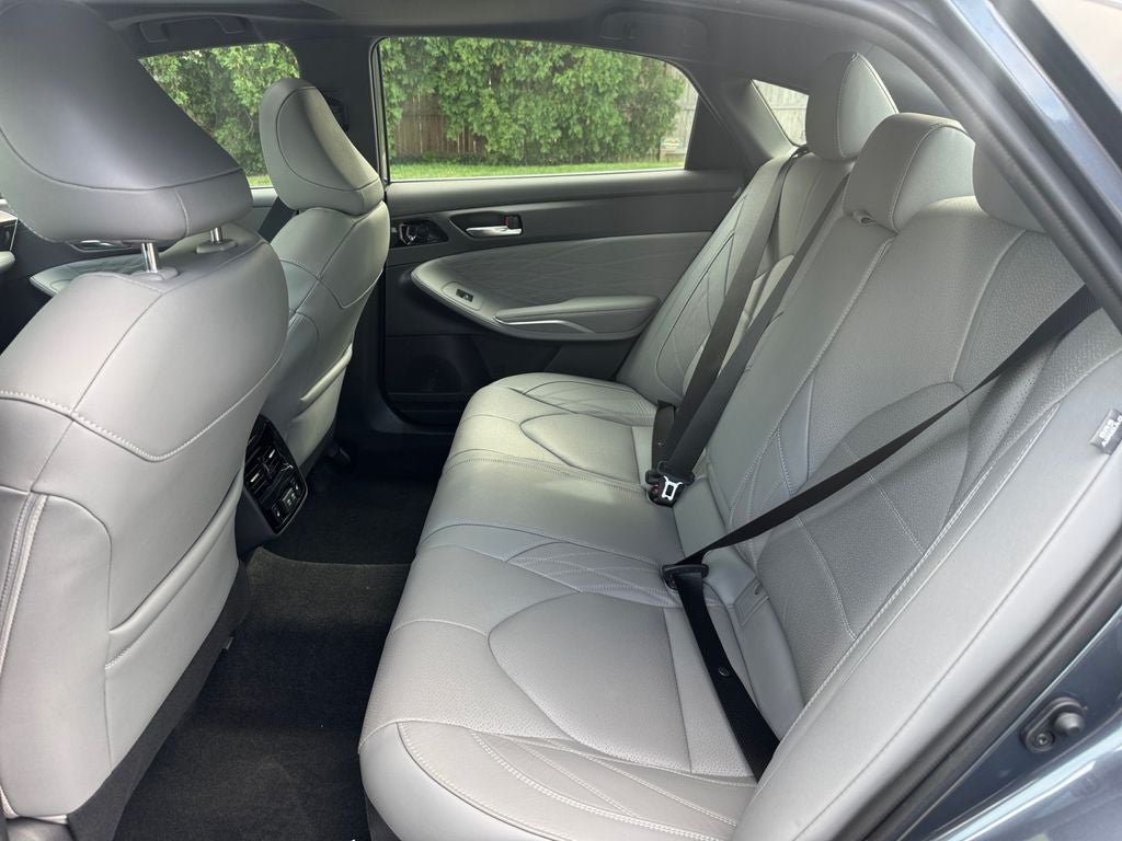 2020 Toyota Avalon Hybrid Limited