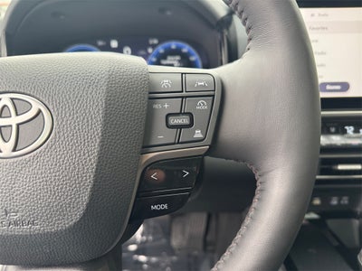 2025 Toyota CAMRY XLE