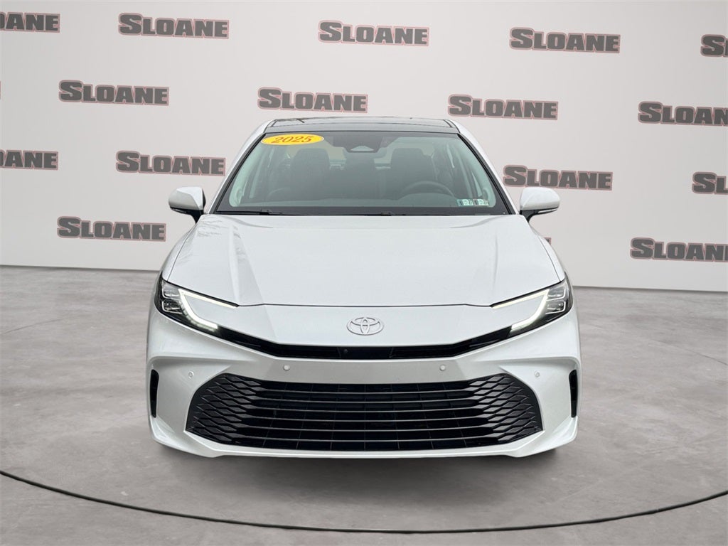 2025 Toyota CAMRY XLE