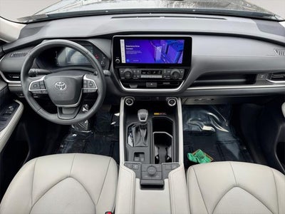 2024 Toyota GRAND HIGHLANDER XLE