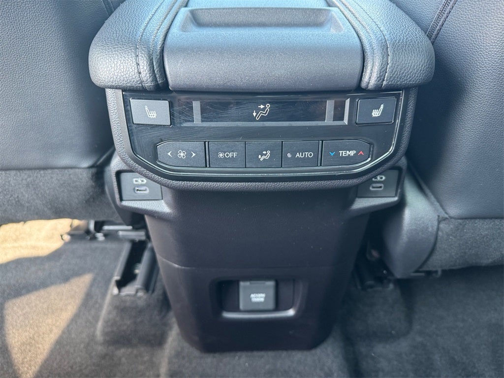 2026 Toyota GRAND HIGHLANDER HEV Limited