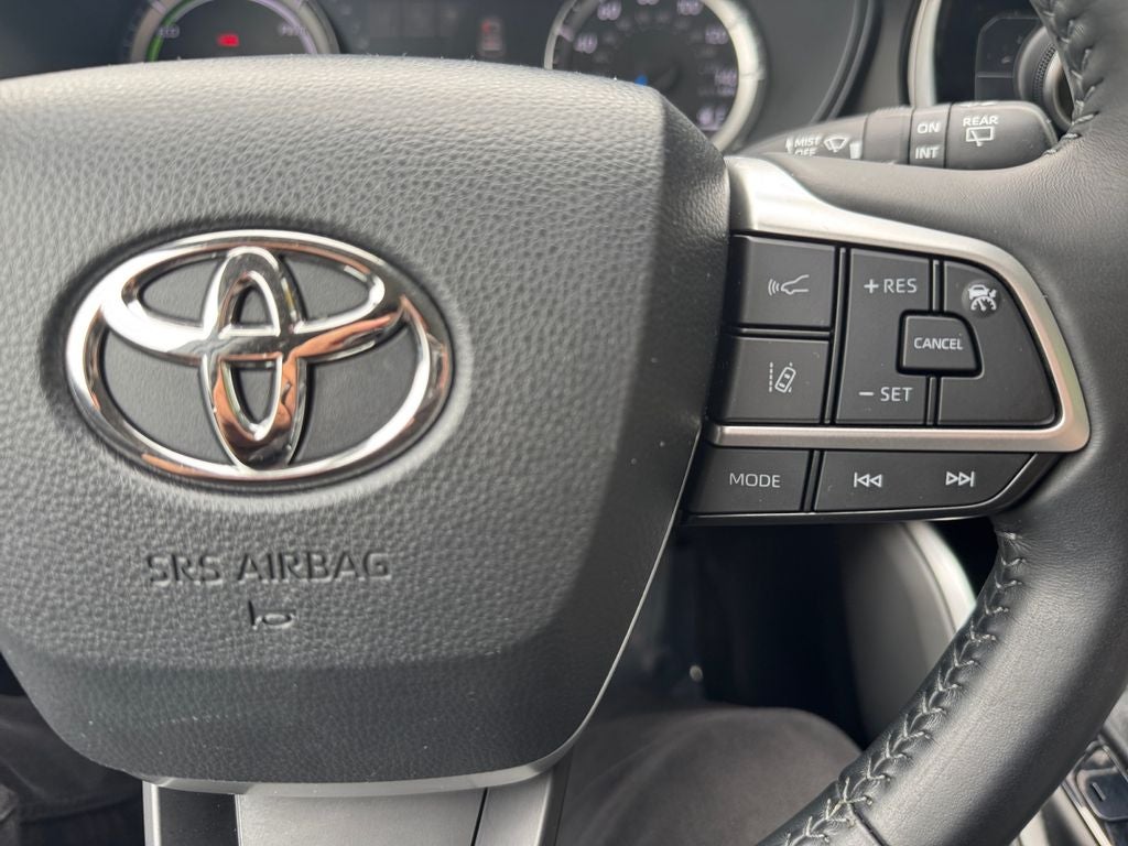 2023 Toyota Highlander Hybrid LE
