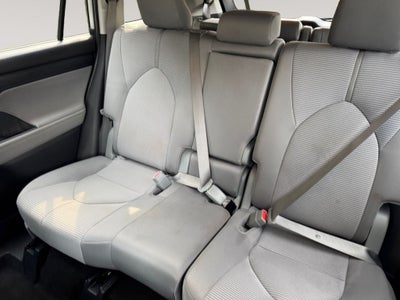 2020 Toyota Highlander LE