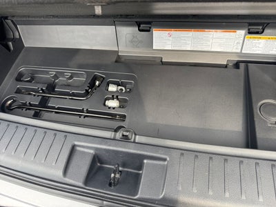 2020 Toyota Highlander LE