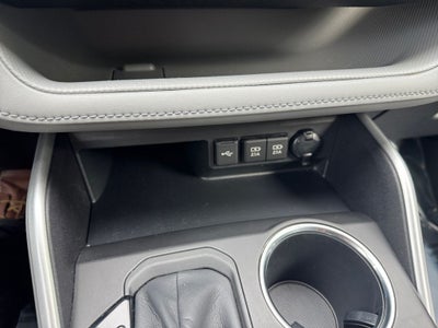 2020 Toyota Highlander LE