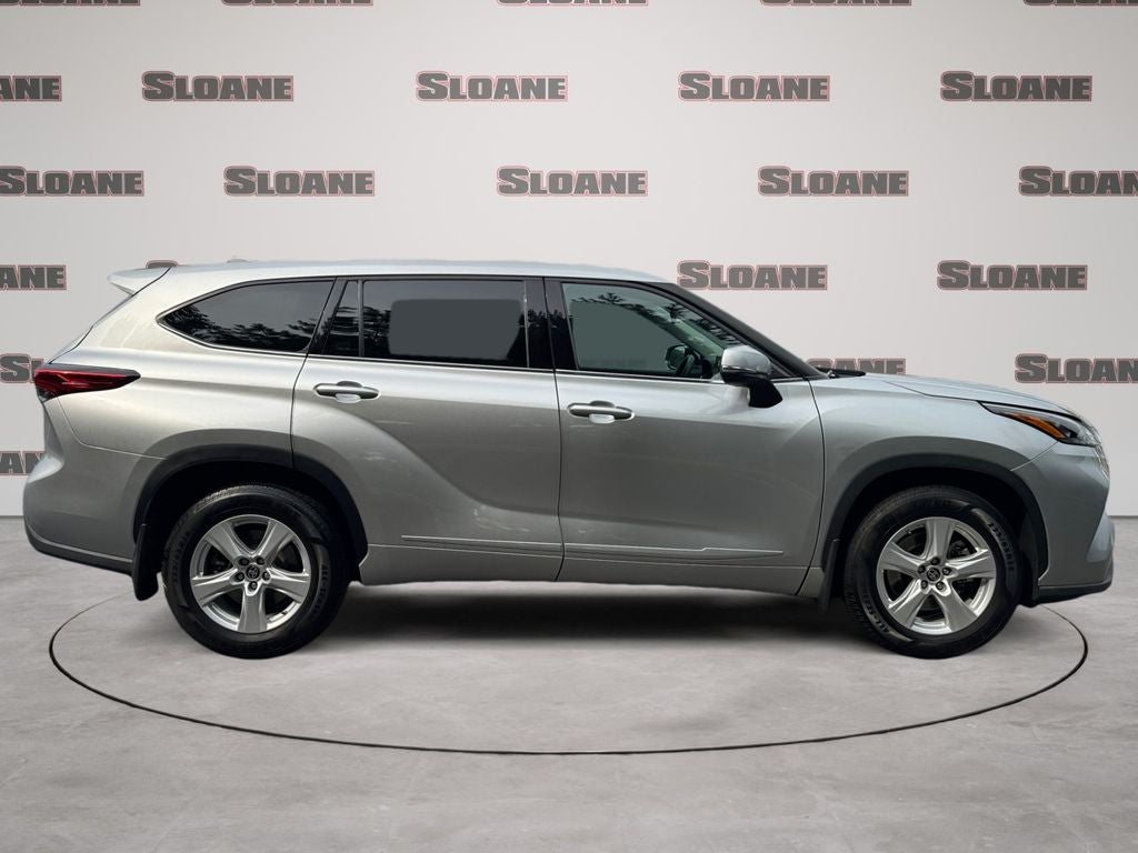 2020 Toyota Highlander LE