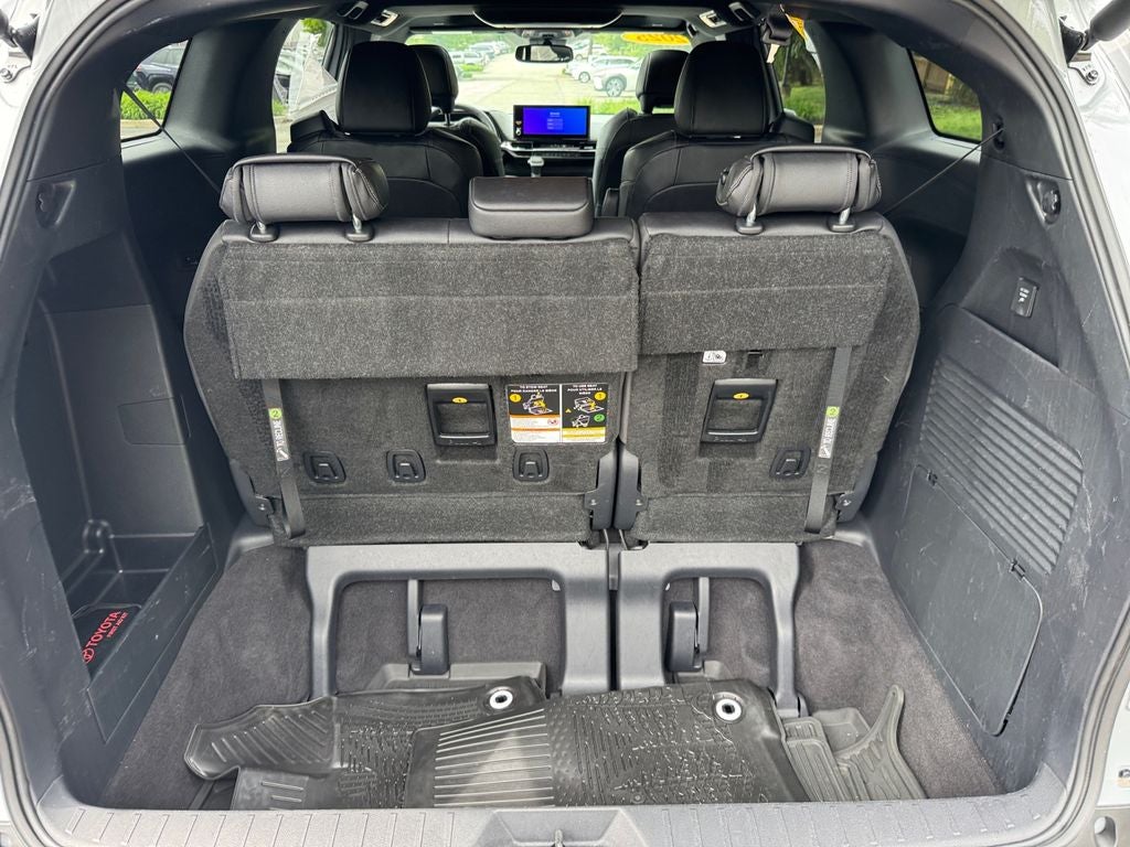 2025 Toyota SIENNA XLE AWD Woodland Edition