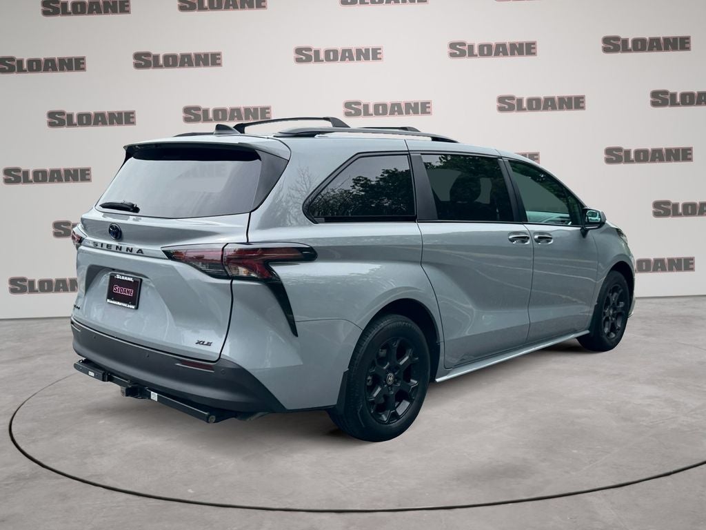 2025 Toyota SIENNA XLE AWD Woodland Edition