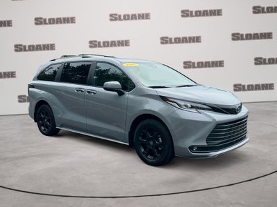 2025 Toyota SIENNA XLE AWD Woodland Edition