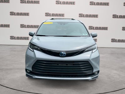 2025 Toyota SIENNA XLE AWD Woodland Edition