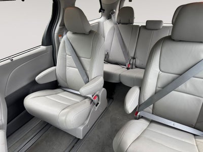 2017 Toyota Sienna XLE Premium 7 Passenger