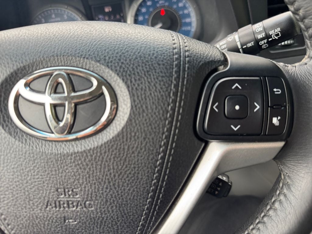 2017 Toyota Sienna XLE Premium 7 Passenger