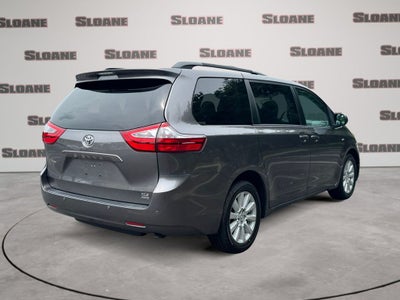2017 Toyota Sienna XLE Premium 7 Passenger