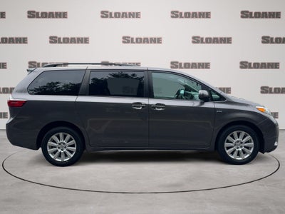 2017 Toyota Sienna XLE Premium 7 Passenger