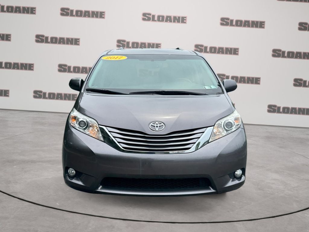 2017 Toyota Sienna XLE Premium 7 Passenger