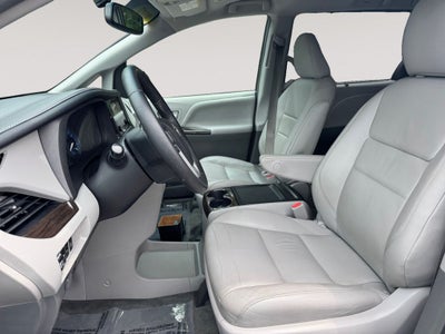 2017 Toyota Sienna XLE Premium 7 Passenger