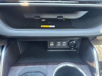 2023 Toyota HIGHLANDER HYBRD Platinum