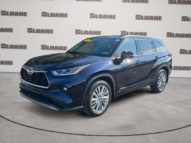 2023 Toyota Highlander Hybrid Platinum