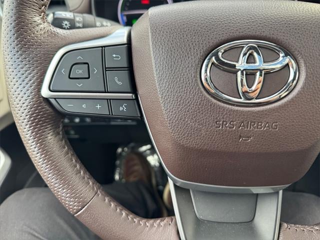 2023 Toyota SIENNA PLT AWD Platinum 7 Passenger