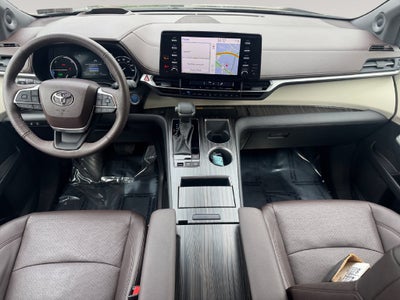 2024 Toyota Sienna Platinum 7 Passenger