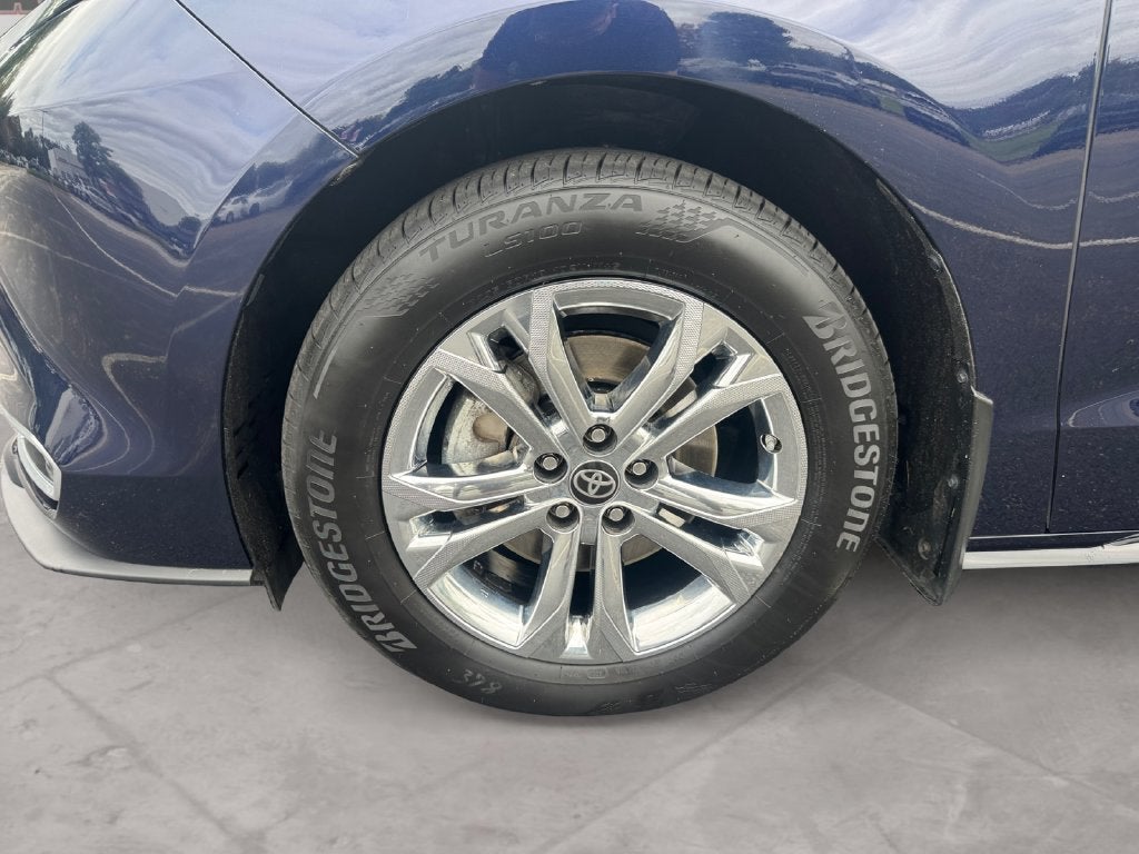 2024 Toyota Sienna Platinum 7 Passenger