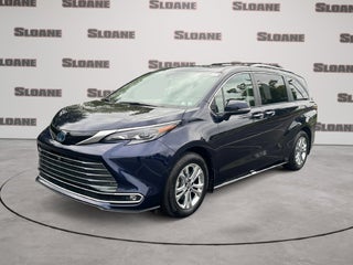 2024 Toyota Sienna Platinum 7 Passenger