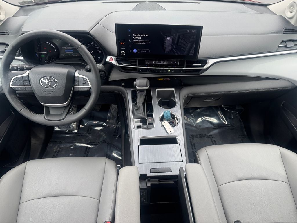 2025 Toyota Sienna XLE 7 Passenger