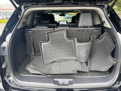 2025 Toyota Highlander Platinum