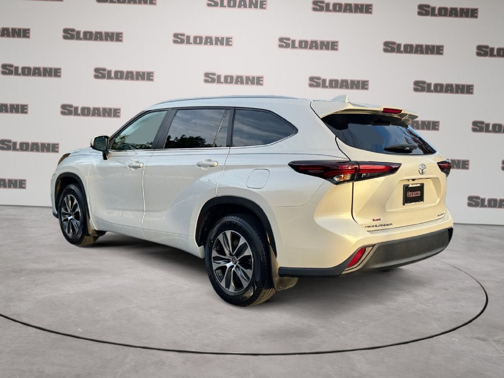 2024 Toyota Highlander XLE