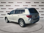 2010 Toyota HIGHLANDER SE