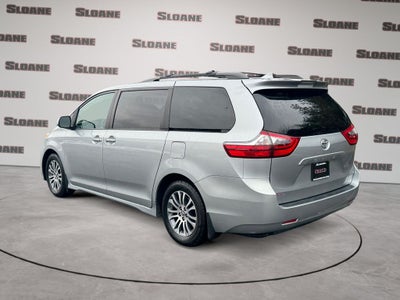 2020 Toyota SIENNA XLE 3.5L XLE
