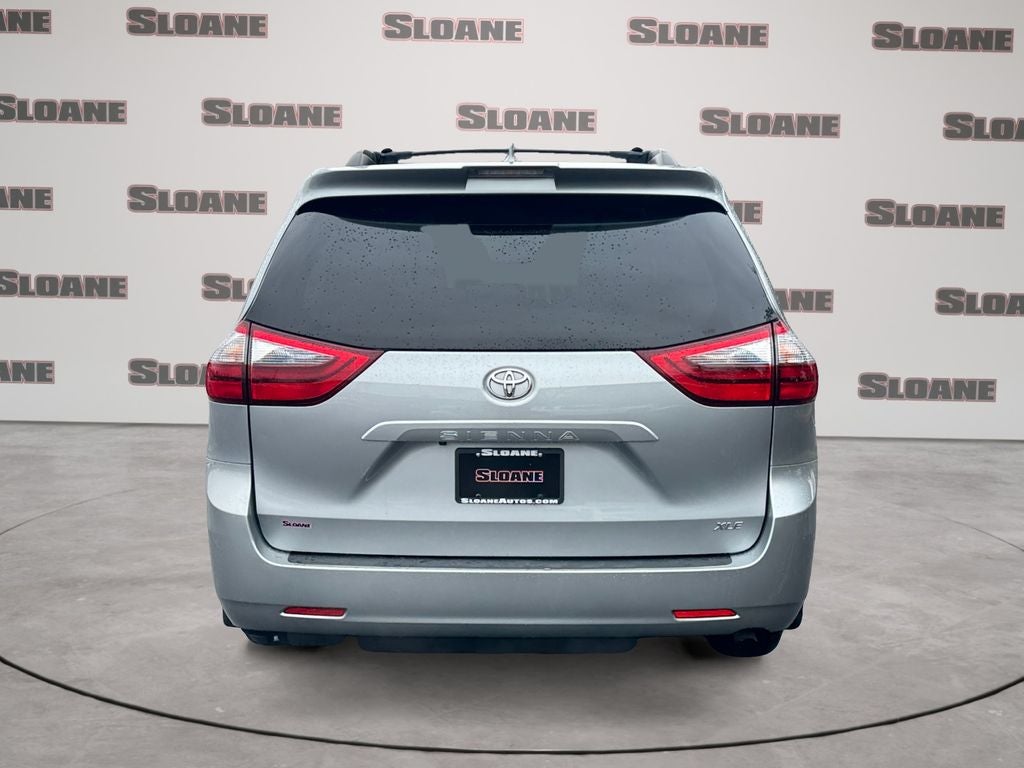 2020 Toyota SIENNA XLE 3.5L XLE