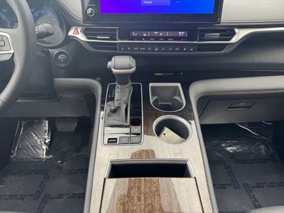 2025 Toyota Sienna Limited 7 Passenger