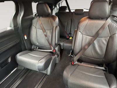 2025 Toyota Sienna Limited 7 Passenger