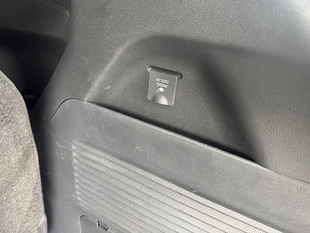 2025 Toyota Sienna Limited 7 Passenger